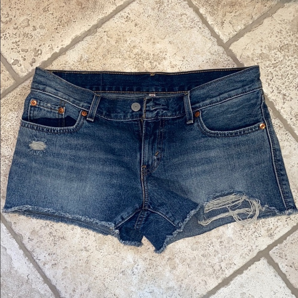 Levi’s shorts